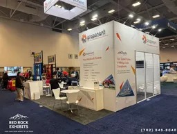 20x20 Îlot booth design by Red Rock Exhibits